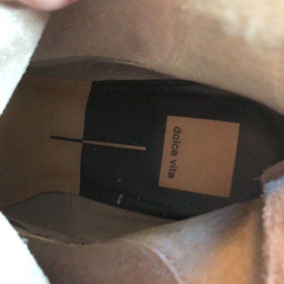 Dolce Vita beige genuine suede ankle boot pointed toe back zipper block heel 8.5 - Picture 4 of 12